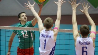 България започна със загуба на европейското за младежи