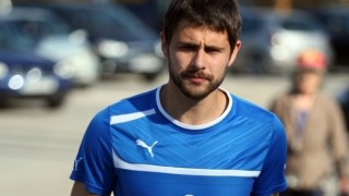 Цветан Генков подписва с 