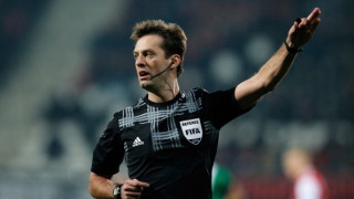 Рефер от Беларус свири 