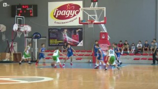 Отбор от Италия участва на 