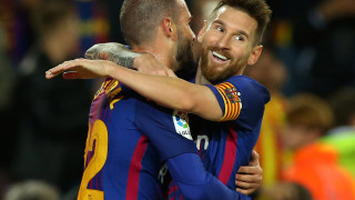 Четири гола на Меси и пета поредна победа за 