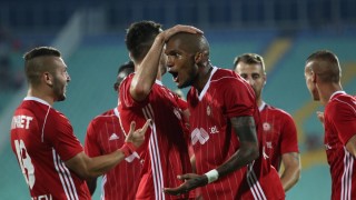 Фернандо Каранга става национал?