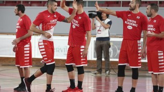 Баскетболистите на 