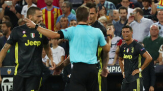 Роналдо изгонен в дебюта си за 