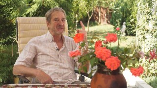 Йосиф Сърчаджиев на 80: Тъжното е реалността, а над реалността е красотата (СНИМКИ + ВИДЕО)