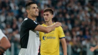 Роналдо се контузи, пропуска следващия мач на 