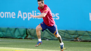 Меси тренира с 