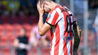 Спряха правата на бивш играч на 