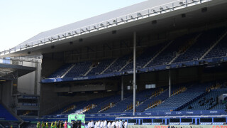 Публика по трибуните в Англия от октомври? Мисия невъзможна!