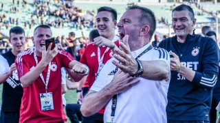 Връща ли се Стойчо Младенов в ЦСКА?