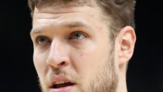 Александър Везенков