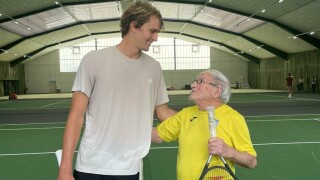 Зверев тренира за купа 