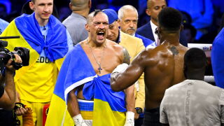 Усик за Джошуа: Горкият глупак