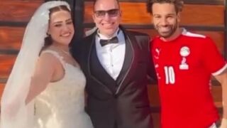 Салах нахлу на сватбена фотосесия