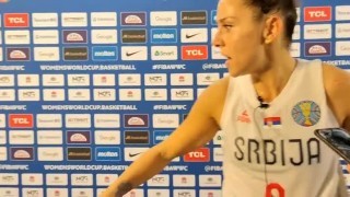 Съотборнички се сбиха на световното по баскет