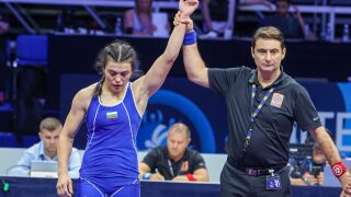 Мими Христова стигна до битката за бронза