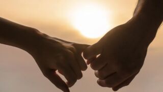 Футболист се извини за секс на живо в Instagram (ВИДЕО)