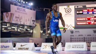 Инфаркт покоси 33-годишен борец