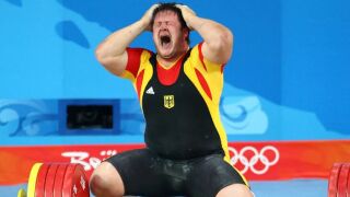 258 килограма болка и любов: Олимпийското чудо в Пекин