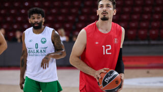 Апоел решава бъдещето на Борислав Младенов в два мача (ВИДЕО)