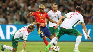 Наш национал: Виждах само гърба на Ламин Ямал