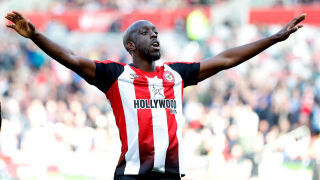 „Тя хвърли киселина в лицето ми, крещях от болка“