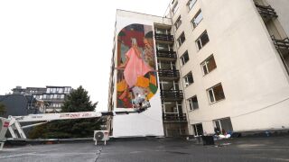 Снимка: "Кръговратът на познанието": Стенопис краси общежитие в "Студентски град"