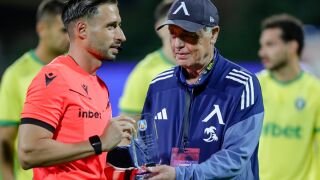 Левски иска да знае какво са си говорили съдиите в мача с Лудогорец 