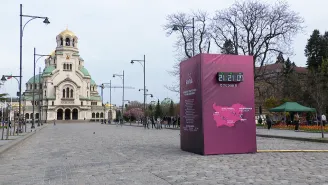 Часовник в София отброява дните до началото на Джирото (ВИДЕО)