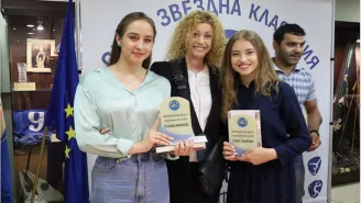 Женска доминация на върха в 