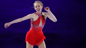 Фигуристка показва програма с цитати от Грета Тунберг