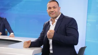 Кобрата преговаря с Тайсън Фюри
