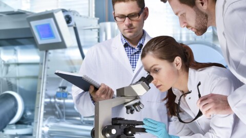 Рядко генетично заболяване бе преодоляно със стволови клетки