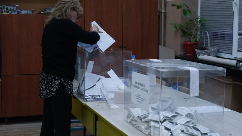 ДПС с предложение: Ограничението на секциите в чужбина да отпадне