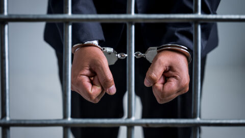 Задържаха 57-годишен мъж, убил майка си по особено жесток начин