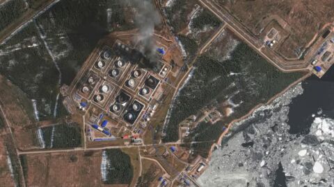 Сателитни снимки разкриват: 40% от руски петролен терминал е унищожен 