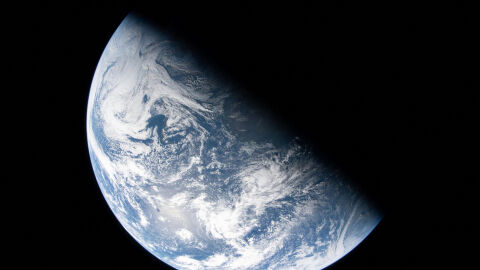 Космическият кораб от мисията „Артемис II“ ще навлезе в орбитата на Луната