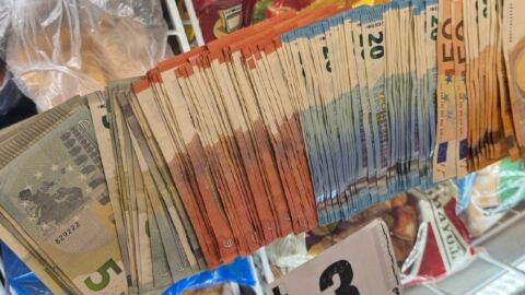 Спецакция в Монтанско: Тефтери със списъци, незаконно оръжие и арести за купен вот