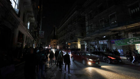 Заради войната в Близкия изток: Енергийната криза угаси нощния живот на Кайро