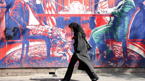 Около 190 чуждестранни журналисти ще отразяват преговорите между САЩ и Иран