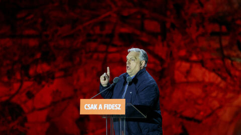 Изборите в Унгария започнаха: Висок залог за режима на Орбан