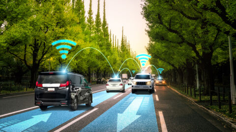 Нидерландия първа в Европа разрешава автономното шофиране