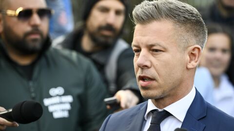 Петер Мадяр след края на изборния ден в Унгария: Оптимисти сме