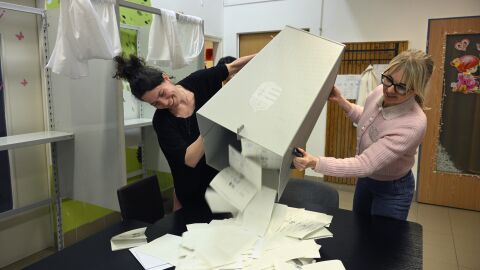 Най-мръсната кампания на всички времена е зад гърба ни, заяви председател на опозиционна унгарска партия