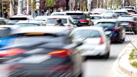 Натоварени са входовете на София, близо 200 000 коли се прибират 