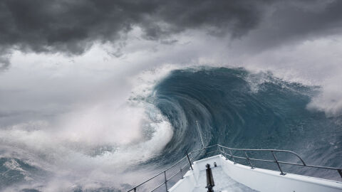 Над 250 души са в неизвестност след потъването на кораб с мигранти