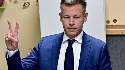 Минути преди срещата с него: Мадяр призова президента на Унгария да подаде оставка