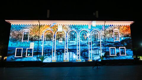 Фестивалът LUNAR превръща пет курорта по Южното Черноморие в платно за светлинно изкуство