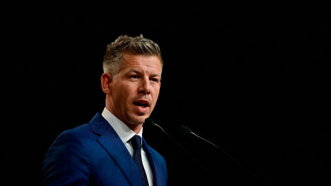 10 неща, които се очакват от Петер Мадяр