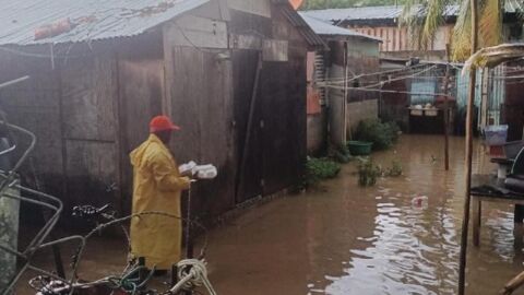 19 жертви и хиляди евакуирани след проливни дъждове в Карибите